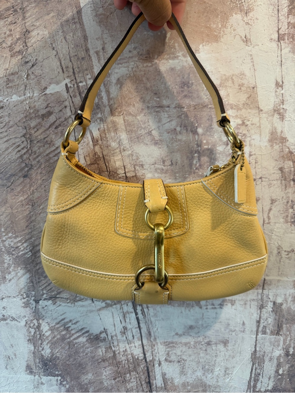 Vintage Coach Purse Hampton 10284 Yellow Leather Pebbled Baguette Small